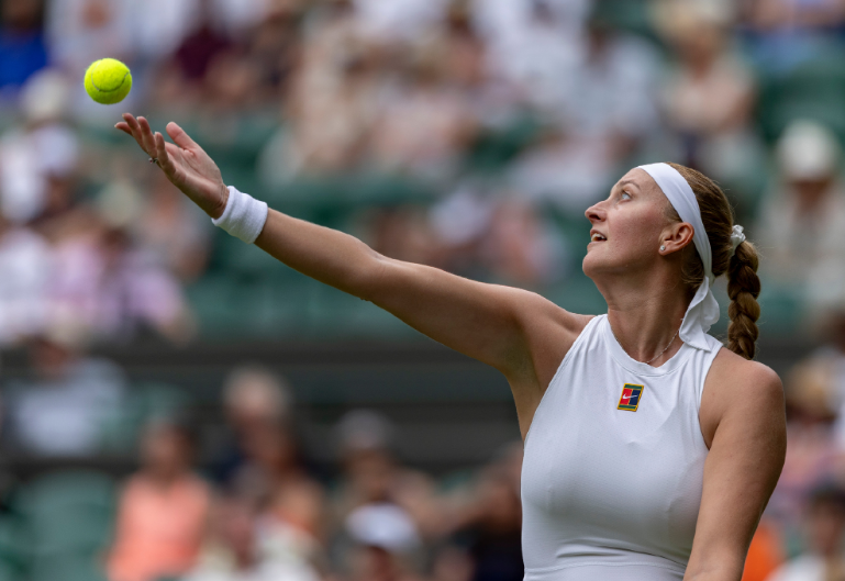 开云体育-科维托娃爆冷击败快船，赛况扑朔迷离引爆全场！的简单介绍